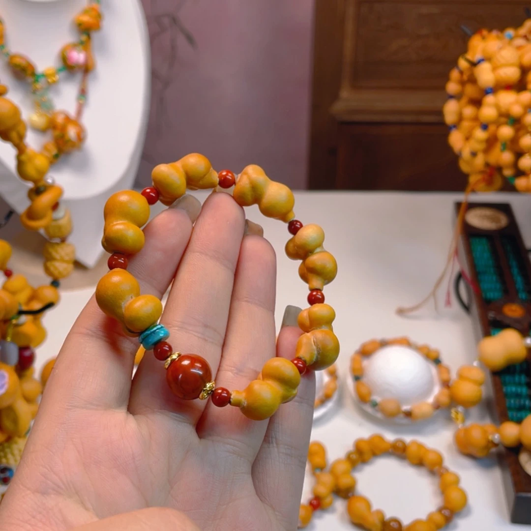 【闪购商品】'*儿草里金金蟾