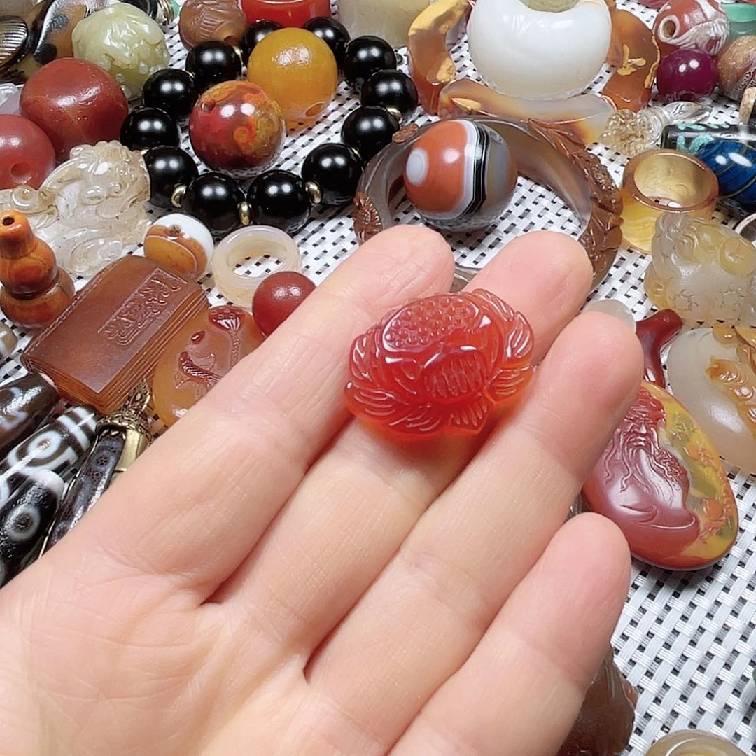 玛瑙/玉髓挂件未镶嵌