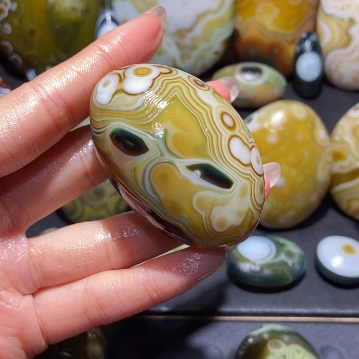 【闪购商品】未镶嵌玛瑙/玉髓珠宝奇石n