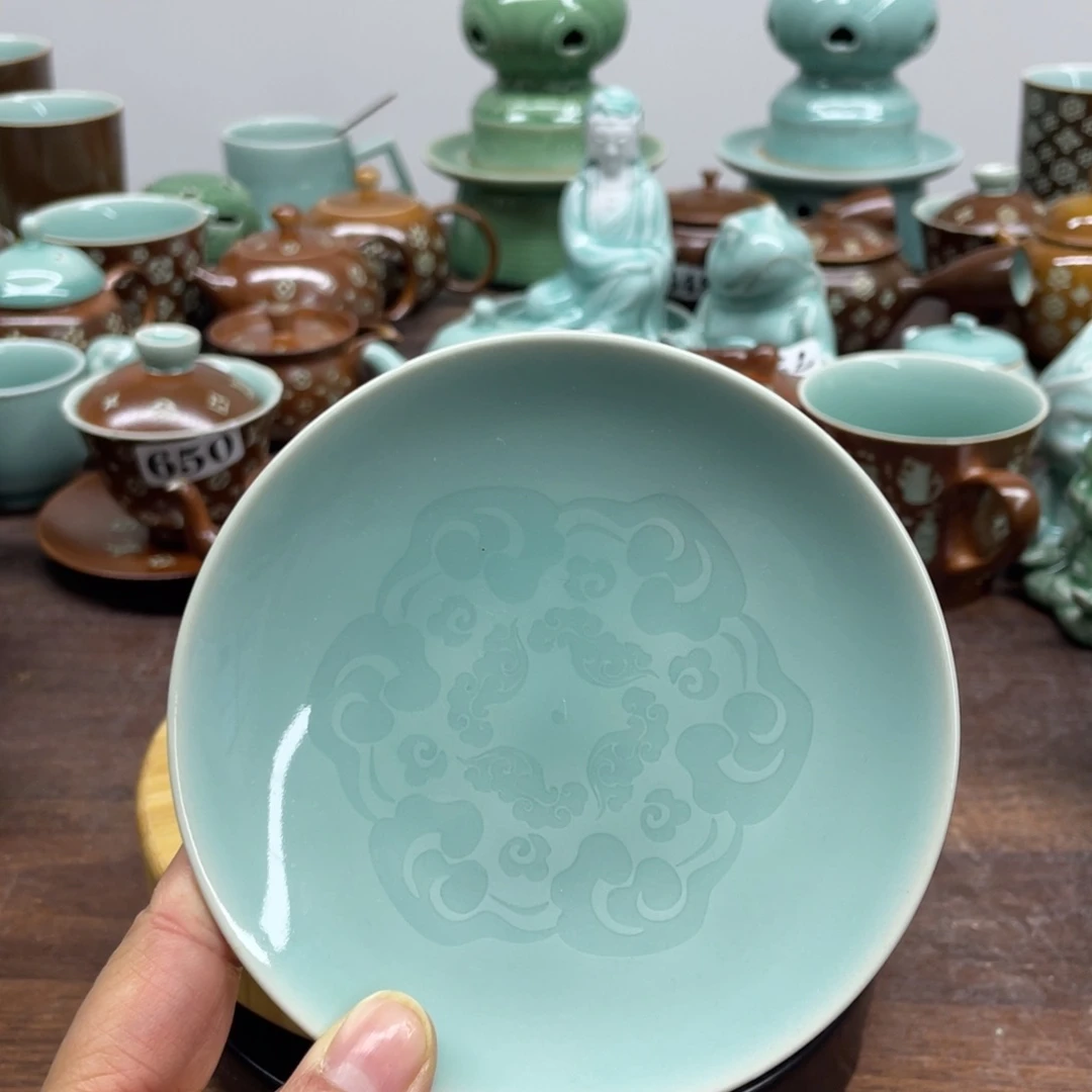 微瑕特价11.5厘米青瓷