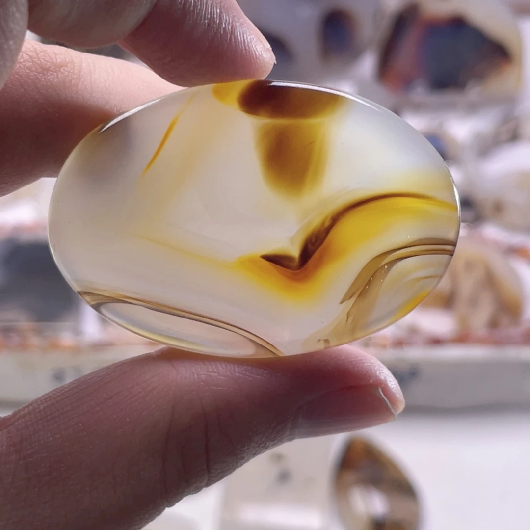 玛瑙/玉髓未镶嵌珠宝奇石