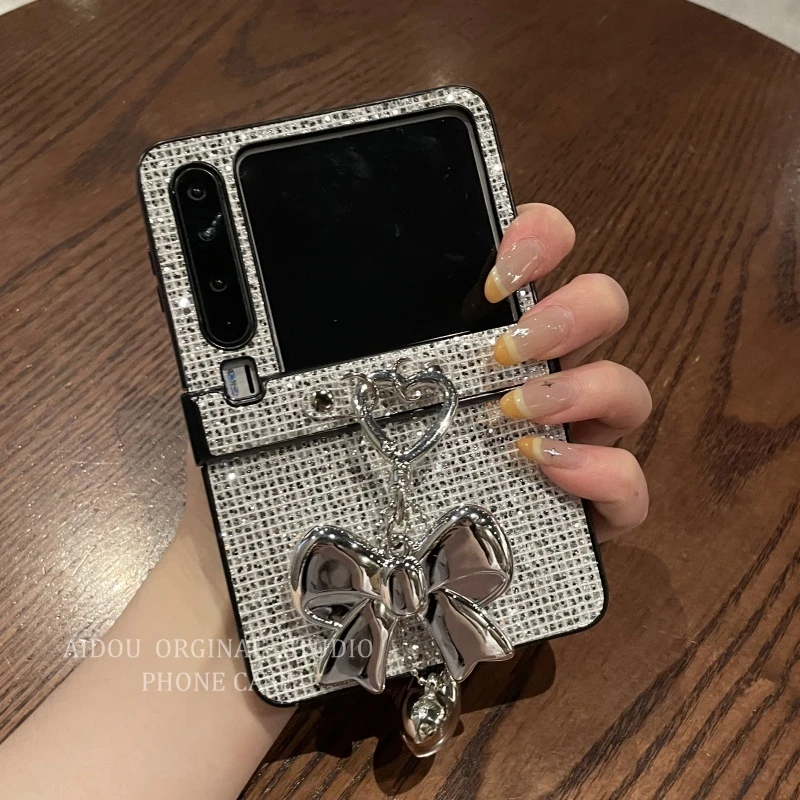 适用华为purax手机壳新款折叠屏磷光闪片爱心蝴蝶结挂饰Purax