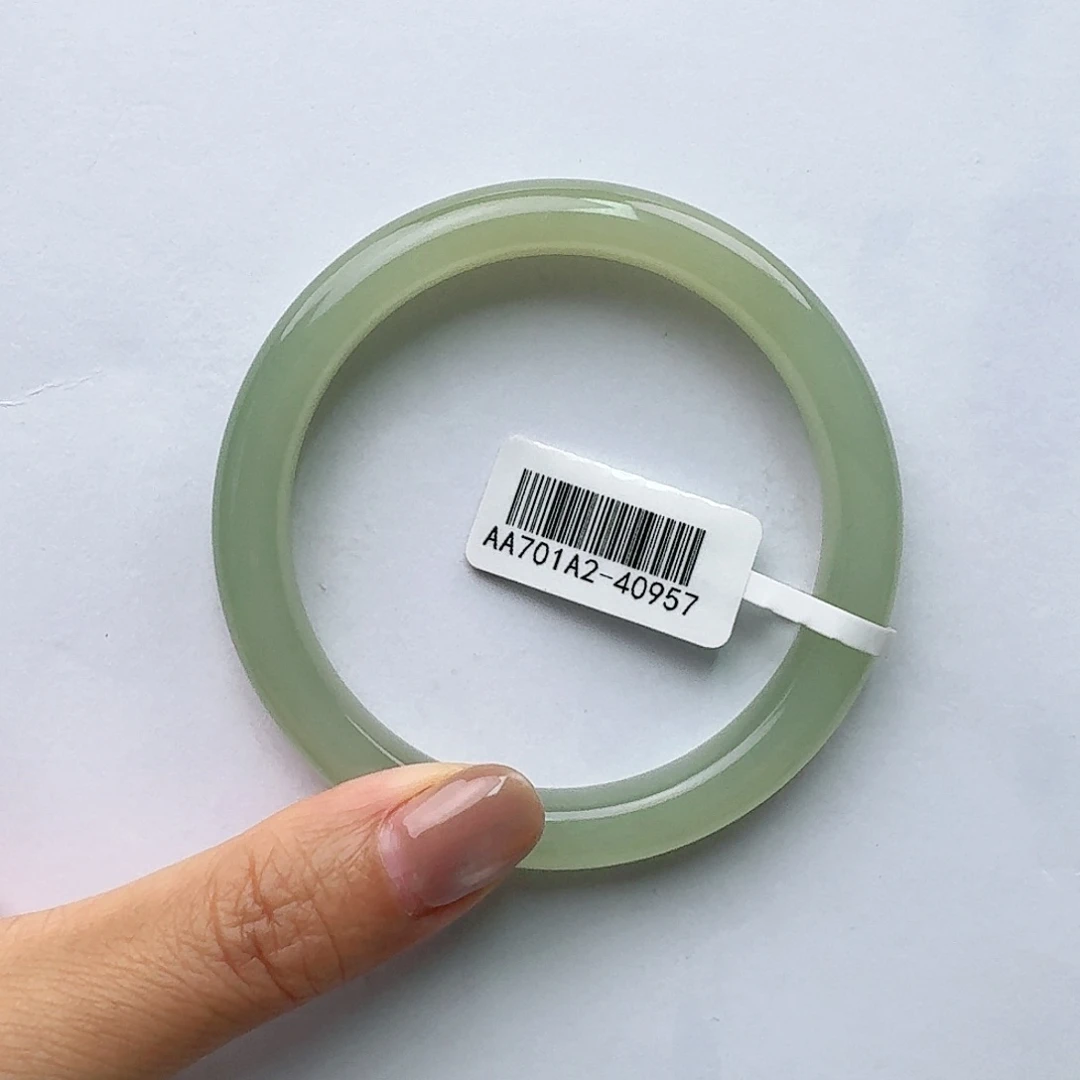 未镶嵌手镯和田玉57