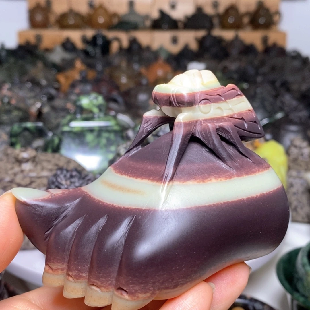 紫袍玉福利款一鸣惊人