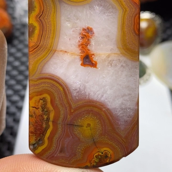 玛瑙/玉髓颈饰未镶嵌烟*