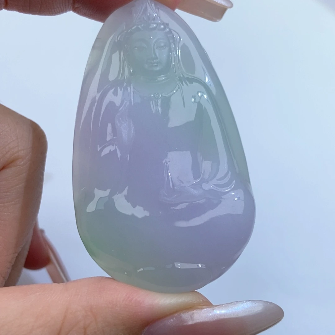 东***菲翡翠未镶嵌颈饰素衣