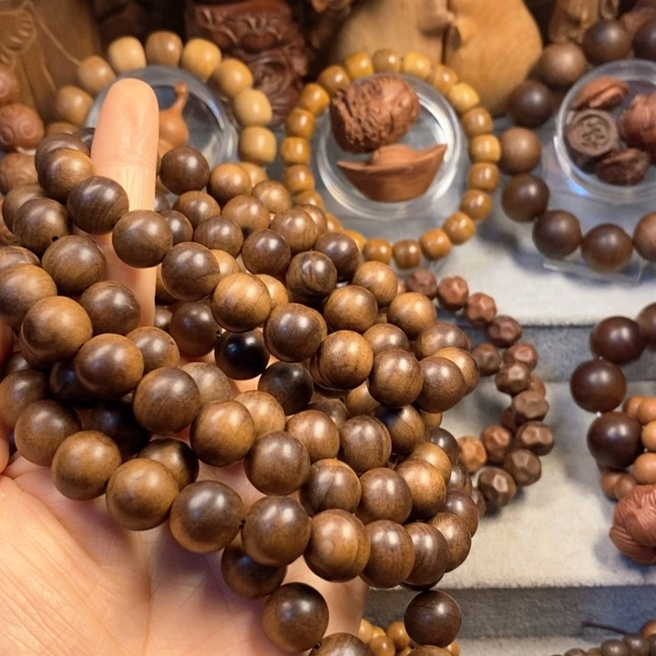 午***力檀香木手串/手链老山檀奶香味1.2黑肉沉水瑕疵