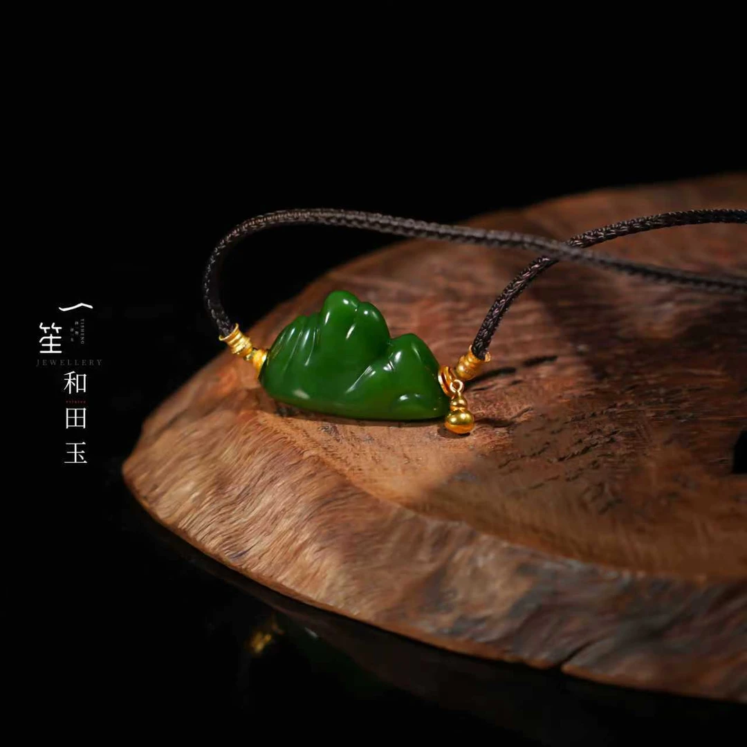 【一笙珠宝】天然和田玉‘千里江山’碧玉吊坠 YS23057