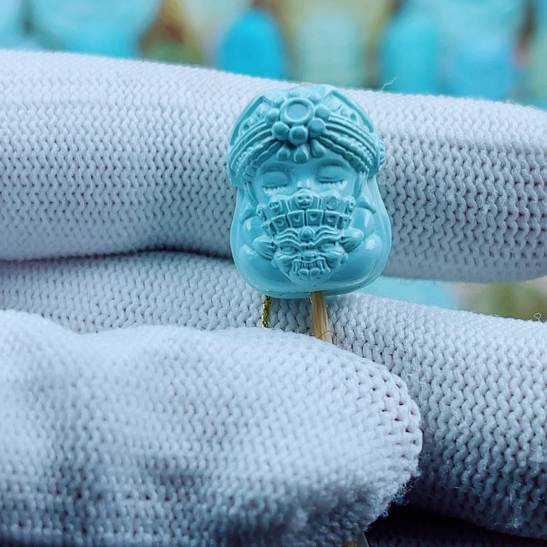 绿松石未镶嵌珠宝奇石