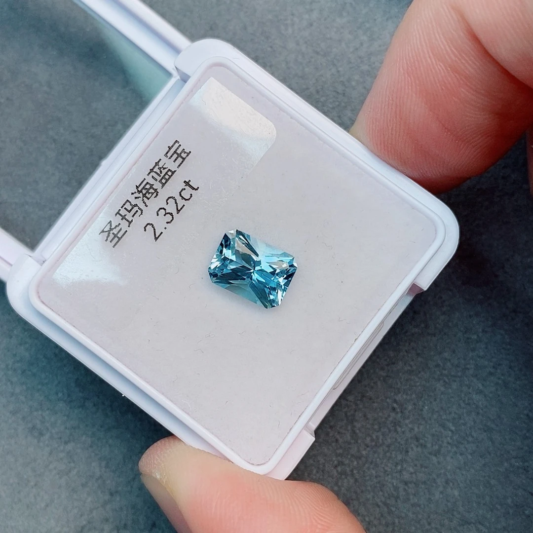 未镶嵌笔搁海蓝宝石2.32ct 圣玛利亚