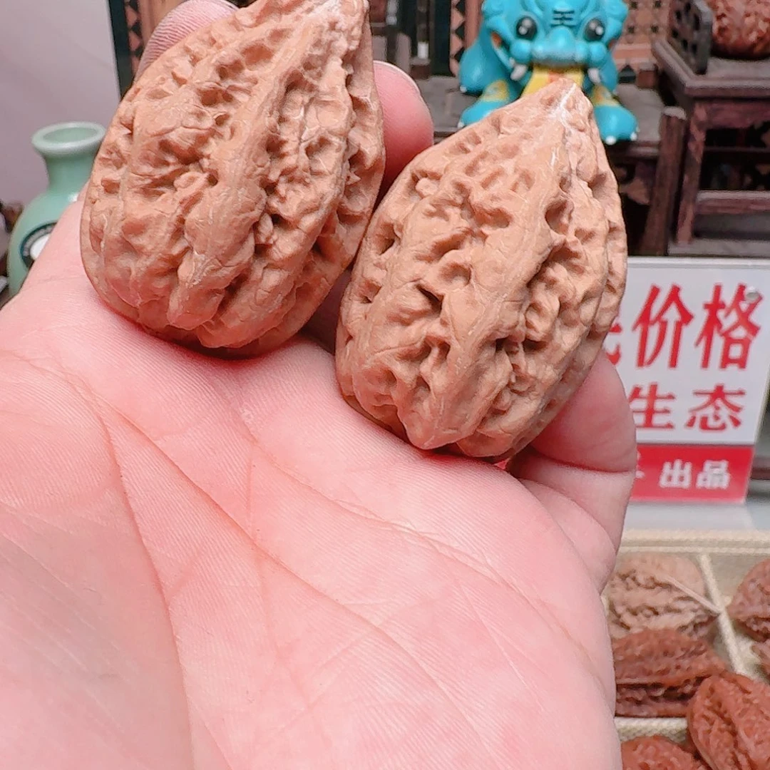 文玩核桃吊坠奶油龙脊