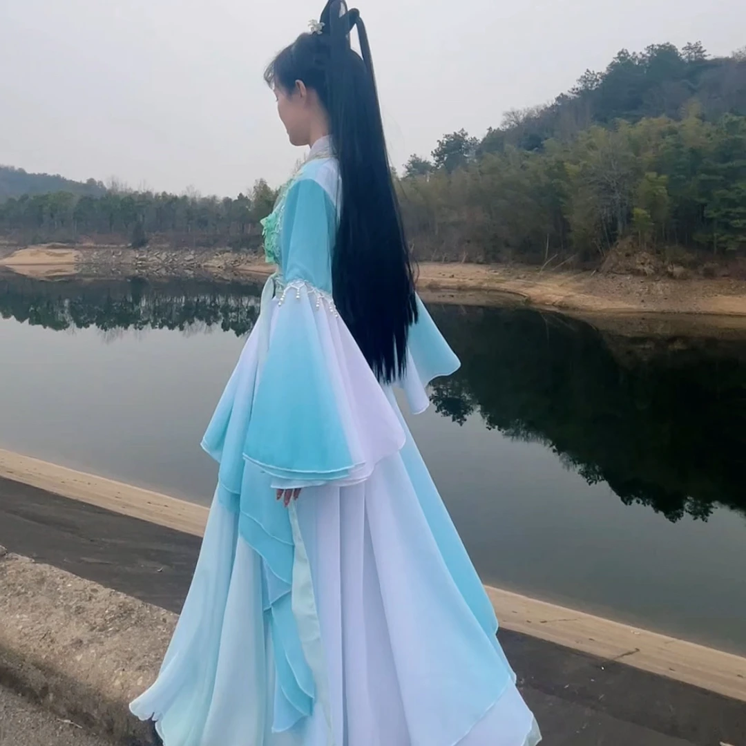 碧瑶改良版天空绿色渐变喇叭袖日常中国风仙侠影视服