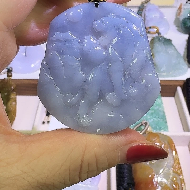 颈饰未镶嵌翡翠A货