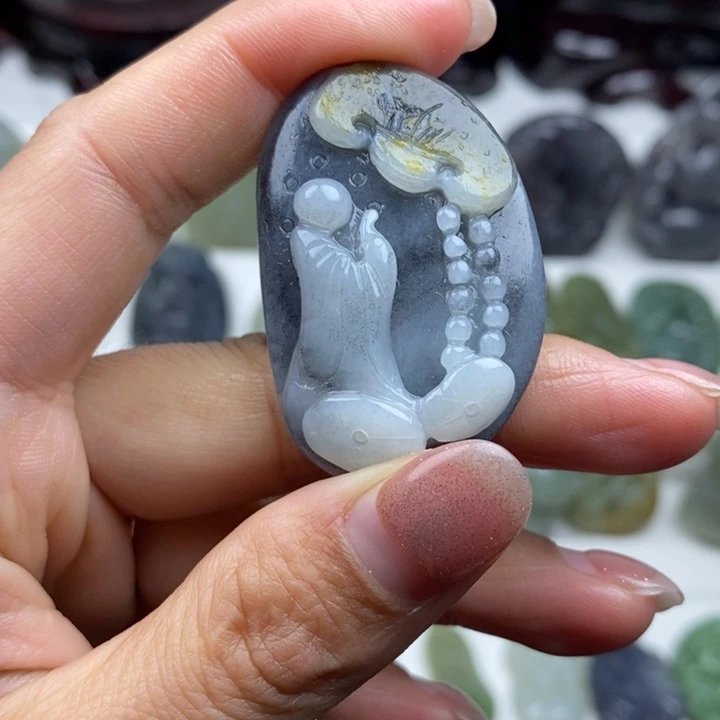 和田玉（糖玉）未镶嵌颈饰92