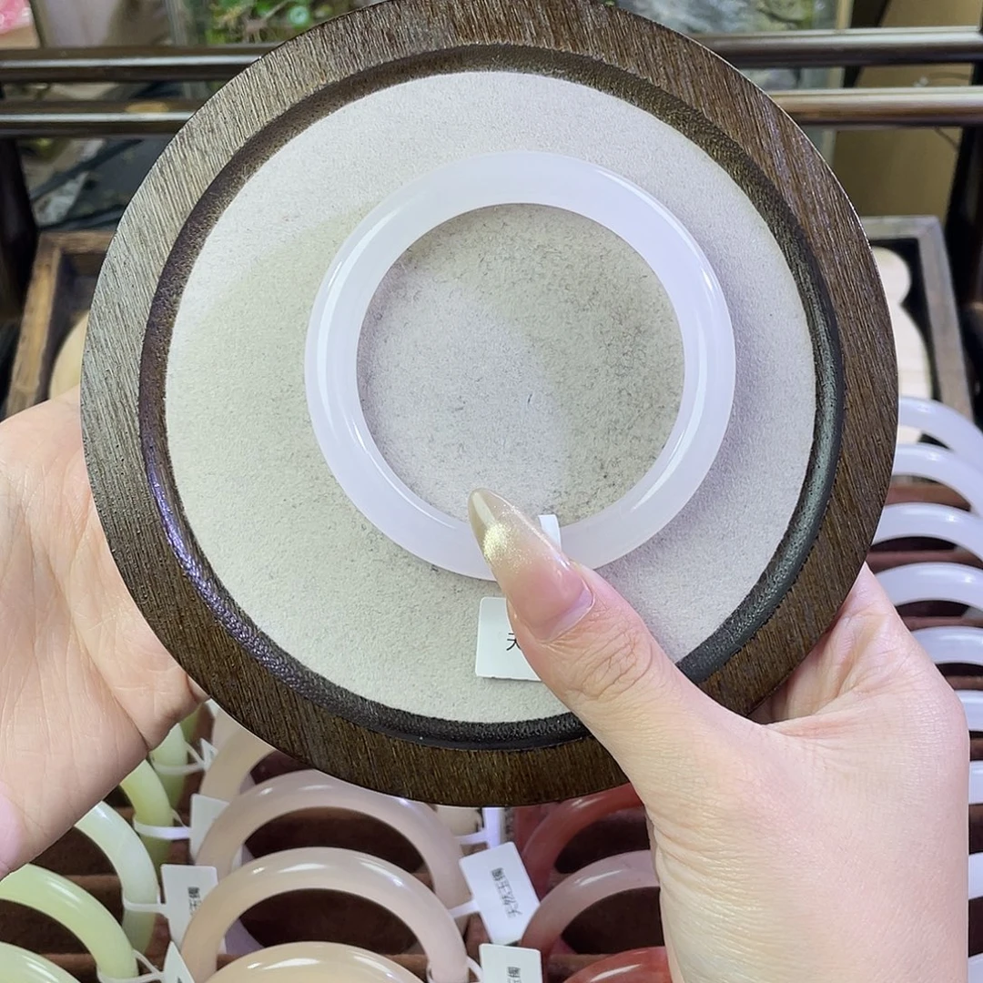 花***》玛瑙/玉髓未镶嵌手镯