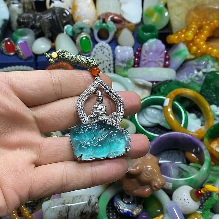 颈饰未镶嵌翡翠官方正规军回血放漏