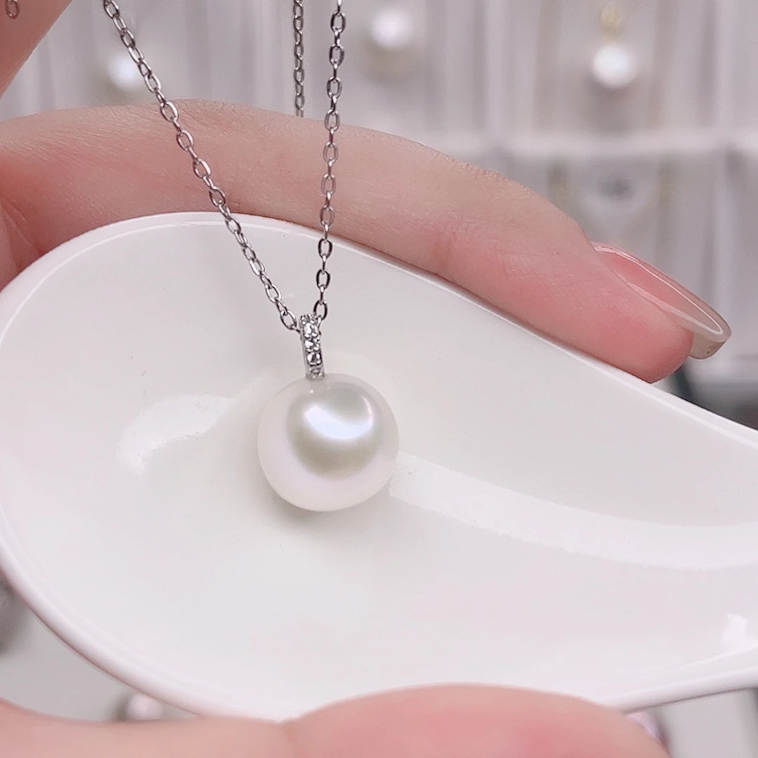 淡水珍珠吊坠(赠链)未镶嵌