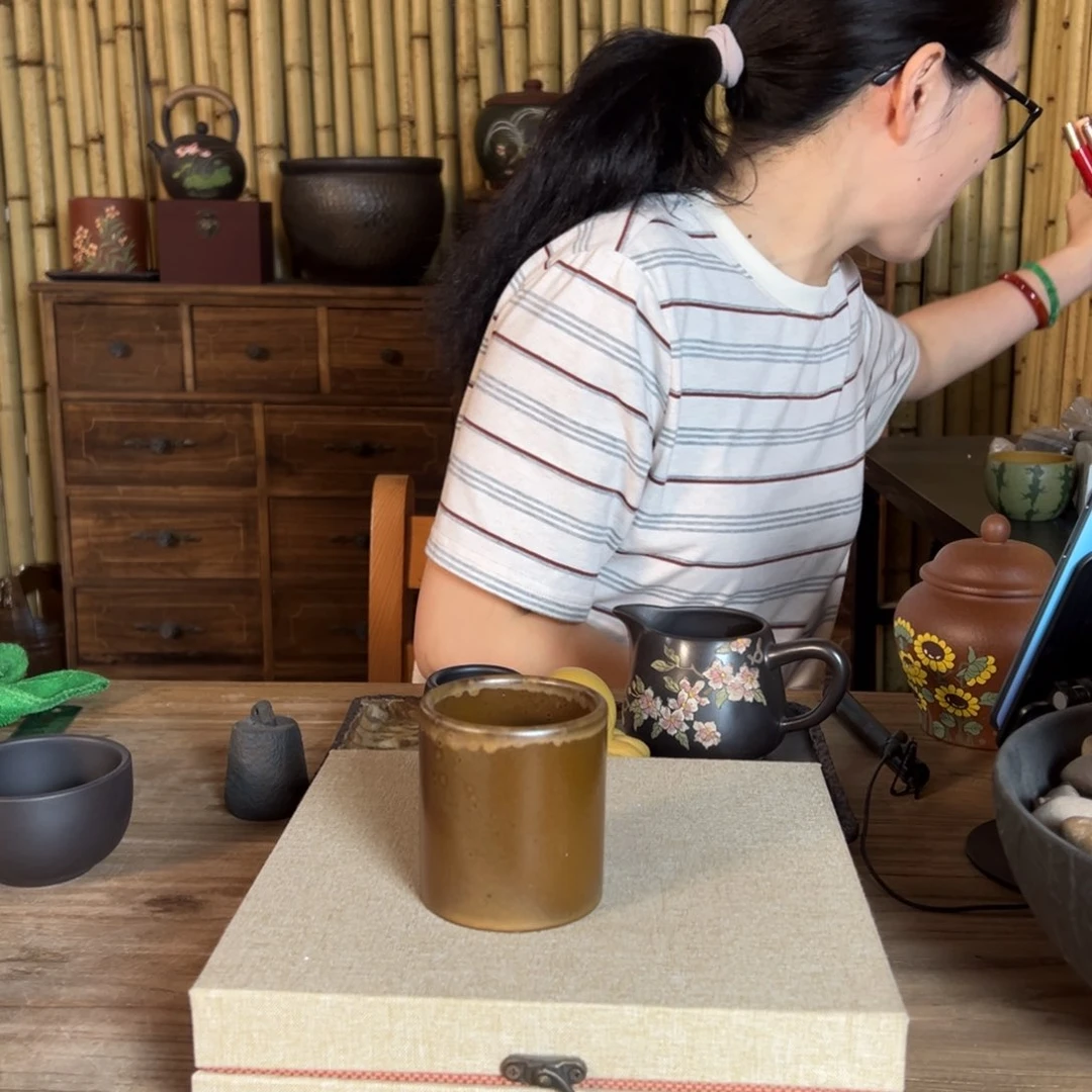 紫砂茶叶盒瑕疵414444444444444