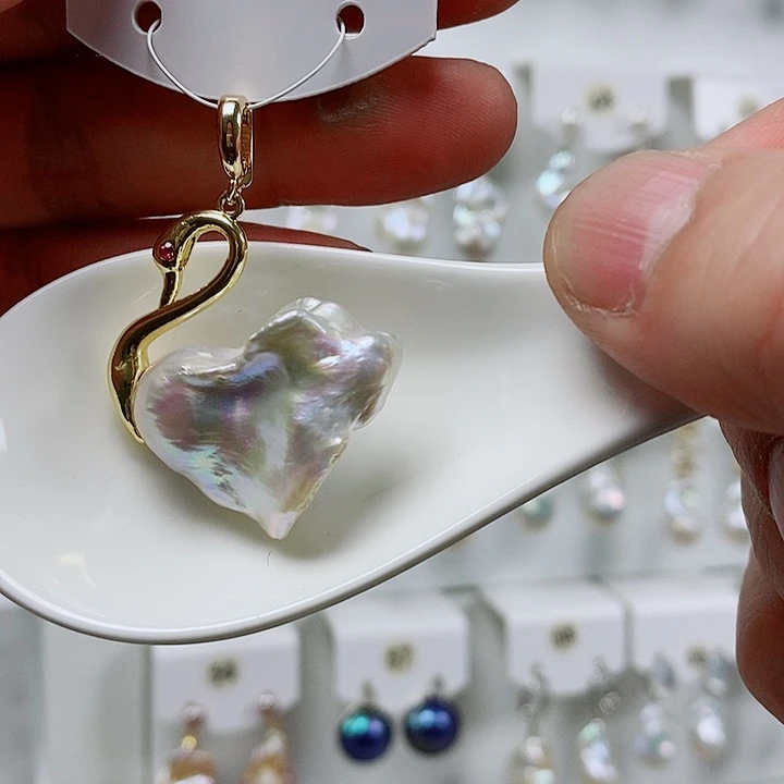 未镶嵌淡水珍珠颈饰