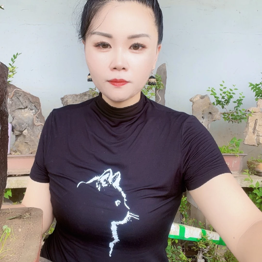 浩**@直播间不见不散！精品小