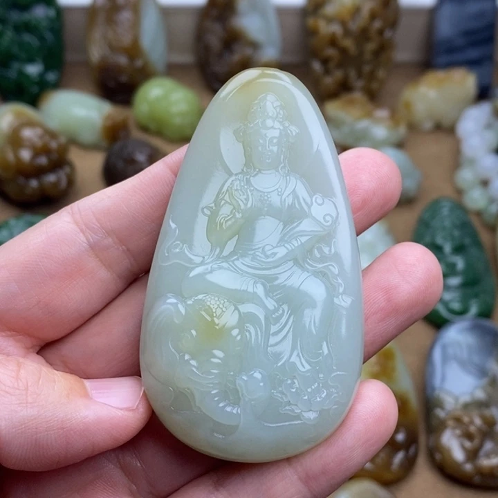 和田玉颈饰未镶嵌李*奈