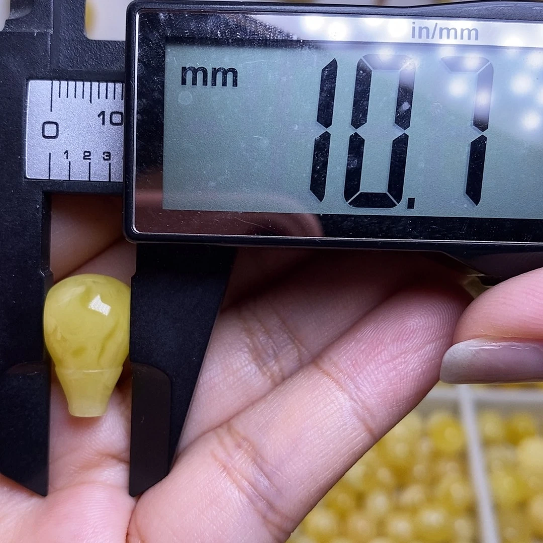 裸石琥珀未镶嵌李**胡蜜蜡三通