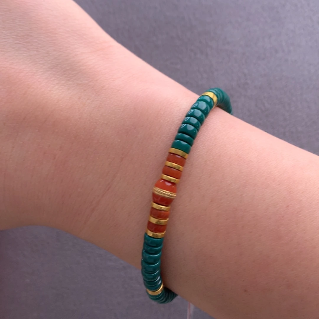 18K金镶嵌绿松石玉化绿高定款直切手串