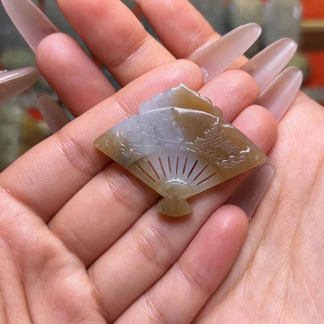颈饰未镶嵌和田玉