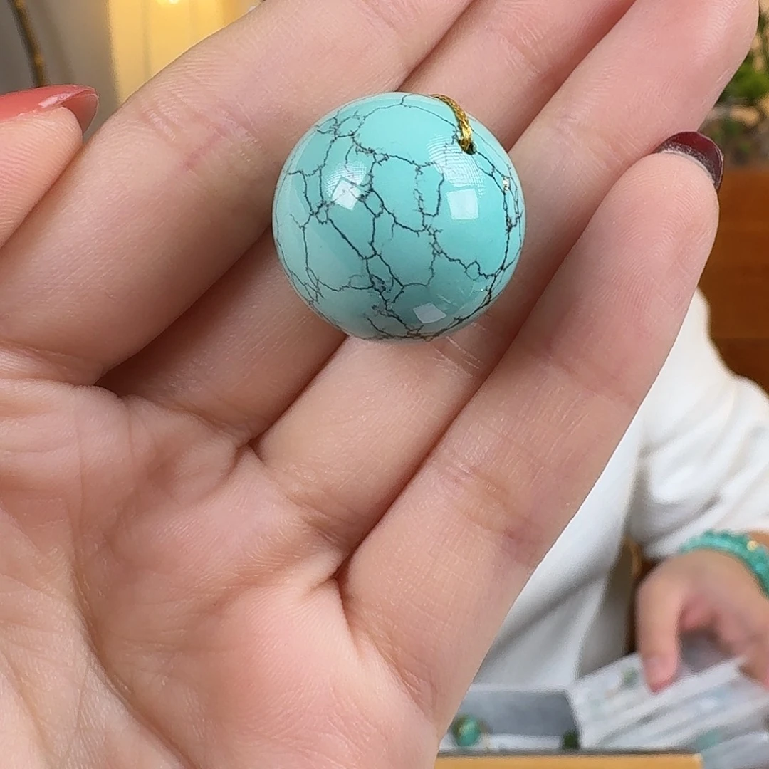 绿松石未镶嵌挂件