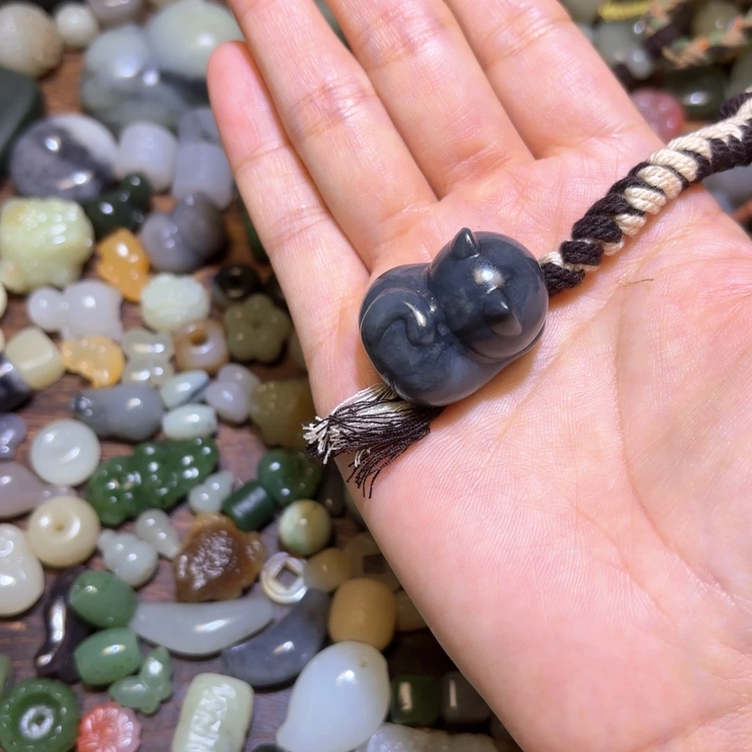 和田玉未镶嵌珠宝半成品