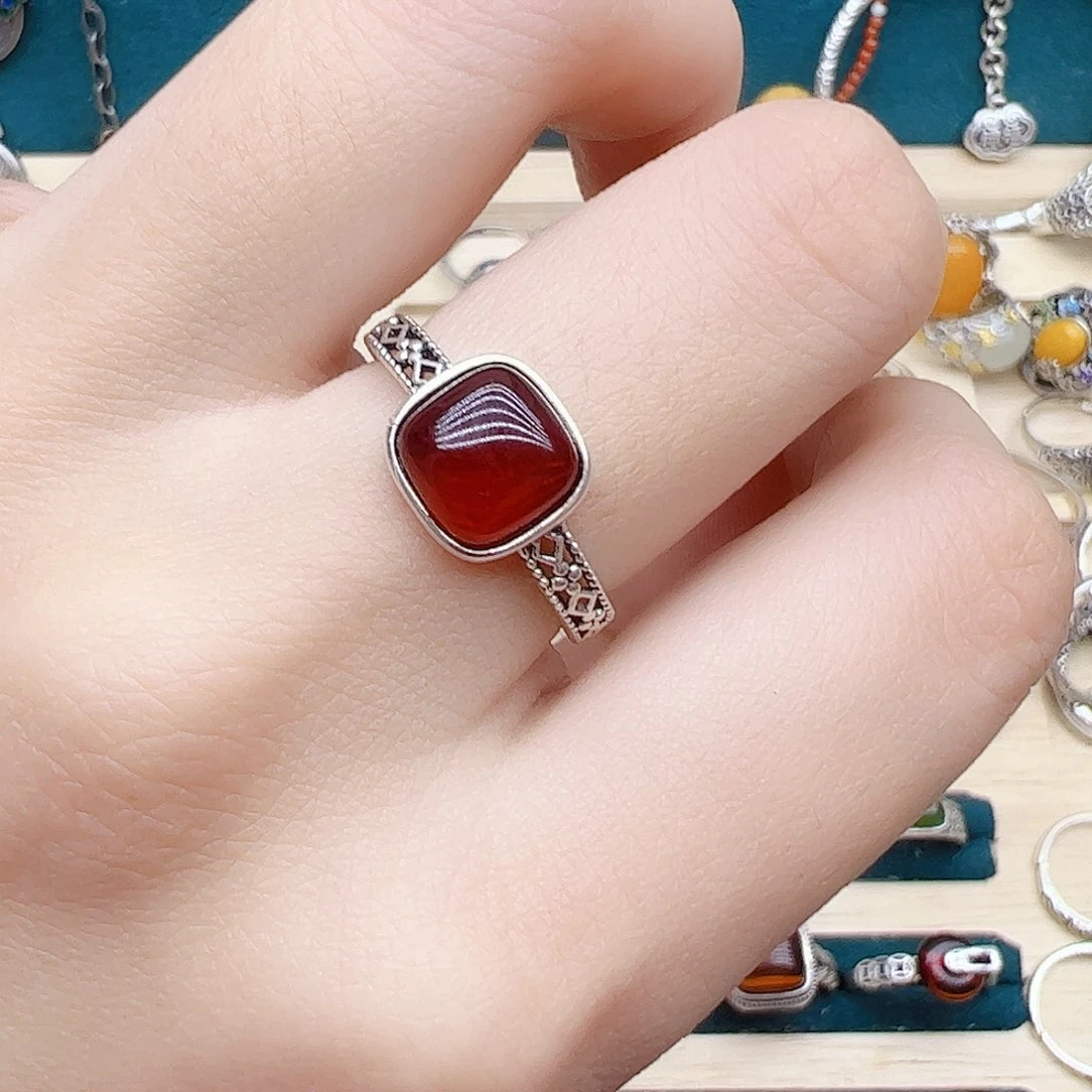 血珀戒指银S925镶嵌天然血珀