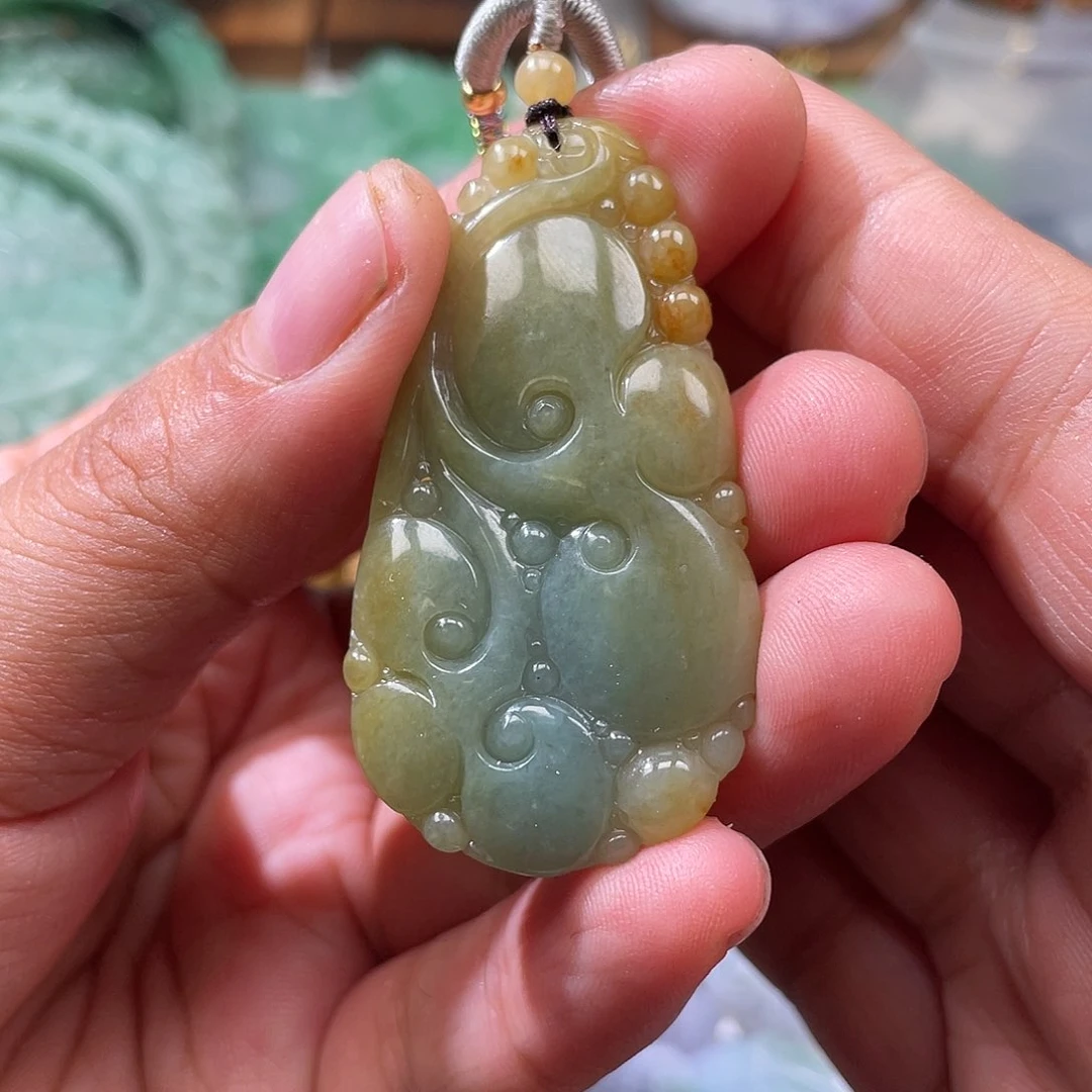 颈饰未镶嵌翡翠?****翡玉缘翡翠