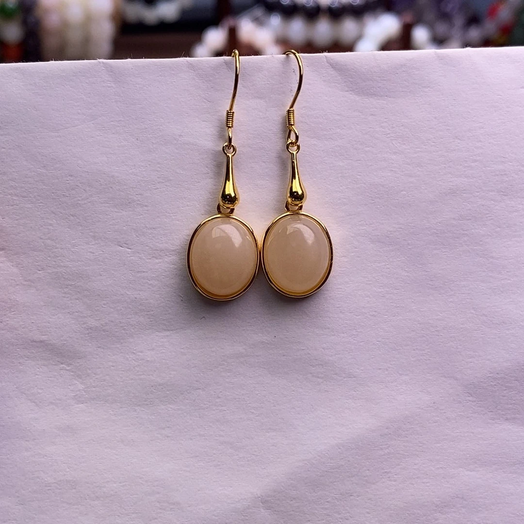 颈饰未镶嵌和田玉熟藕粉银镶蛋面耳环