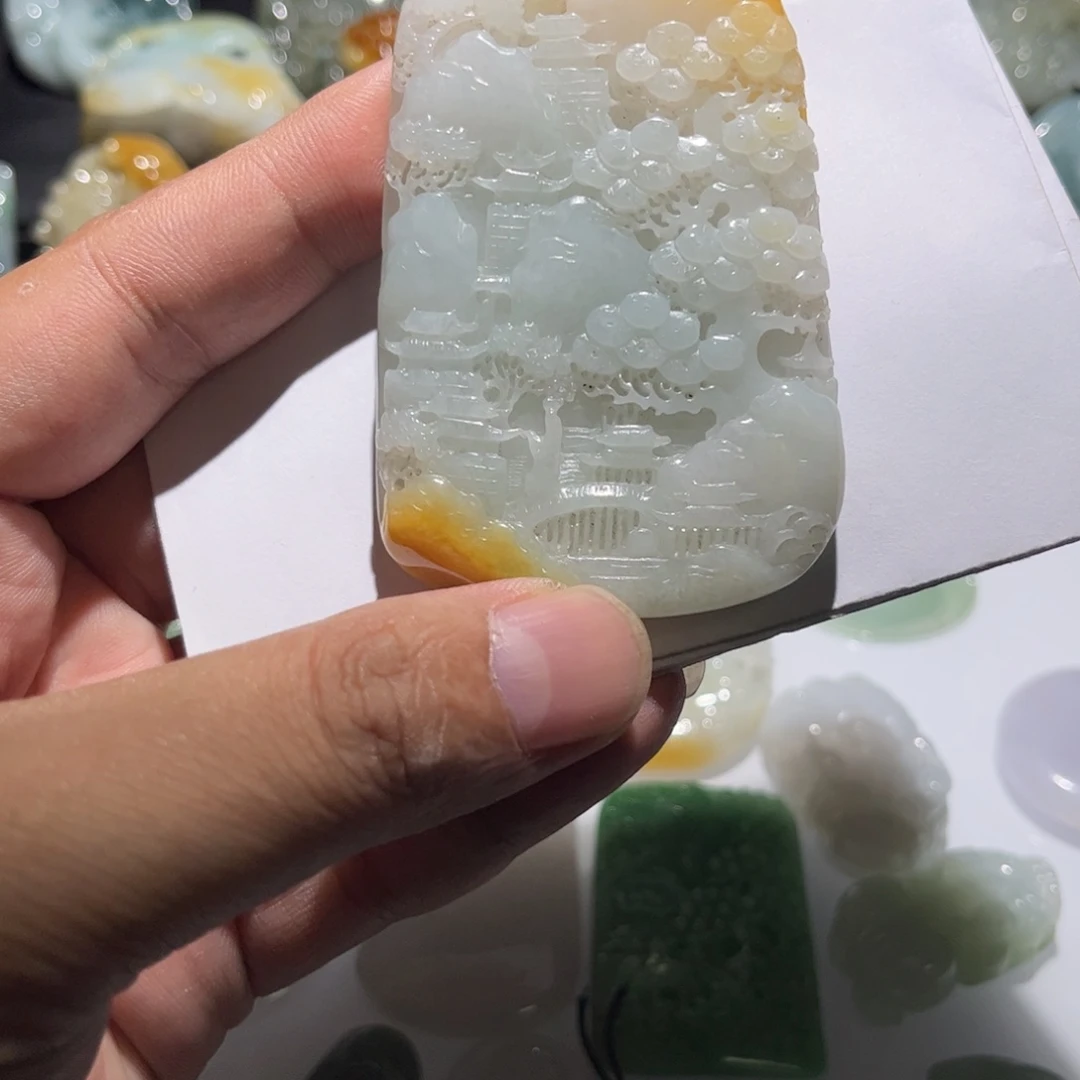 未镶嵌定制翡翠山水