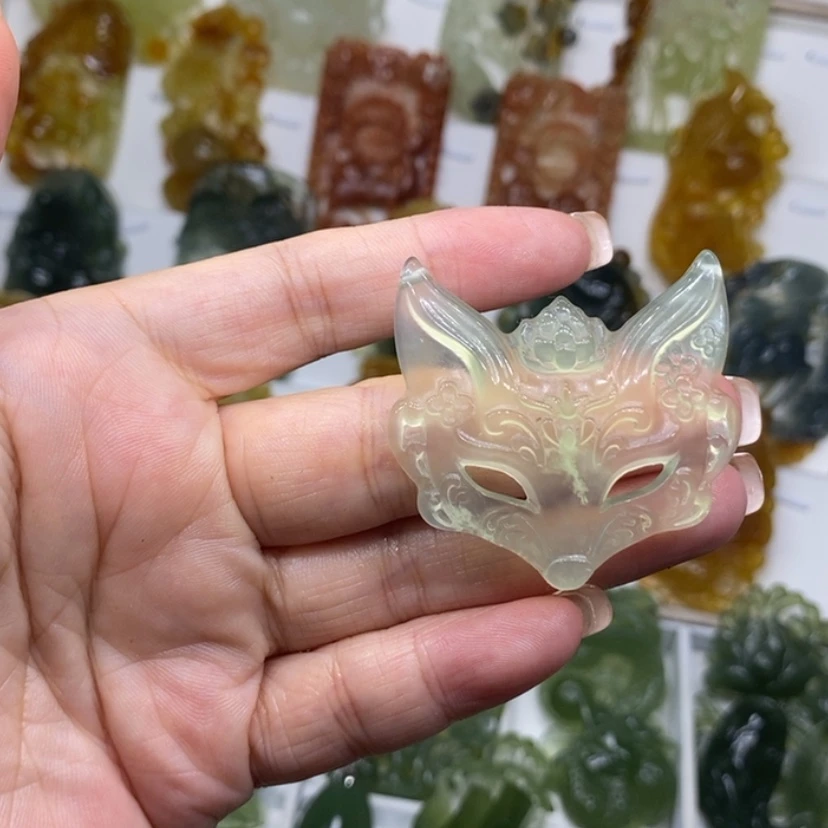 【闪购商品】蛇纹石玉未镶嵌颈饰