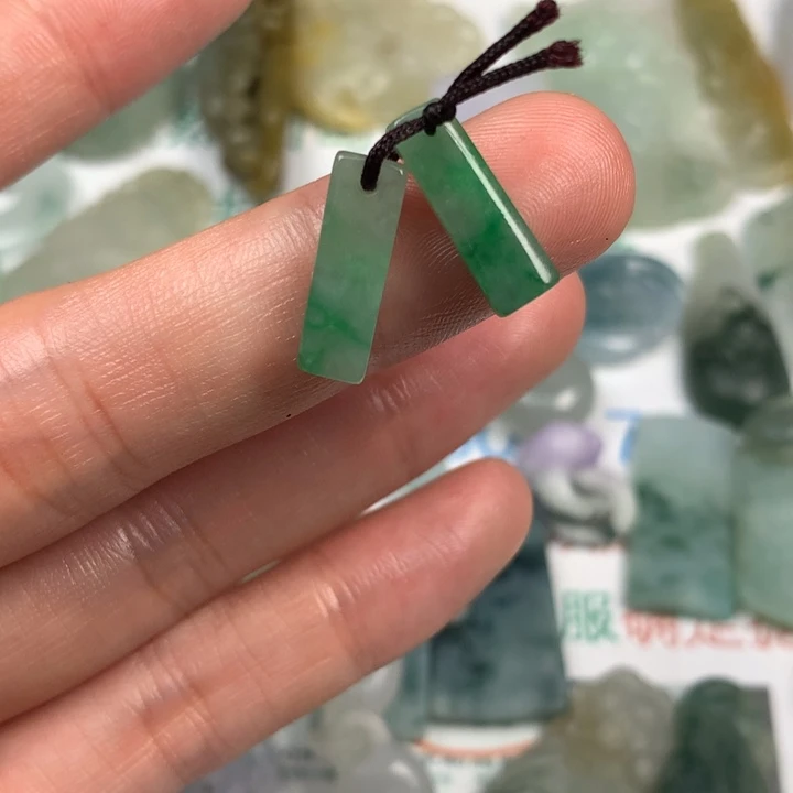 定制翡翠未镶嵌翡翠