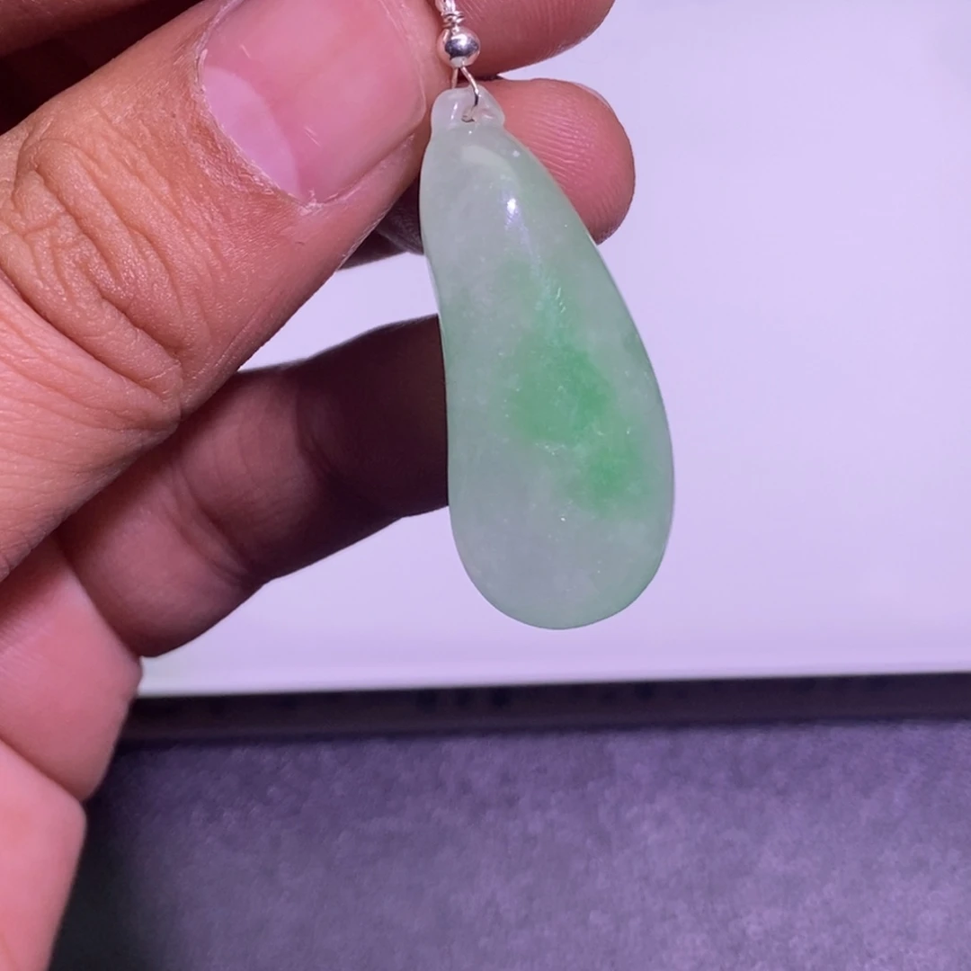 翡翠未镶嵌颈饰吊坠