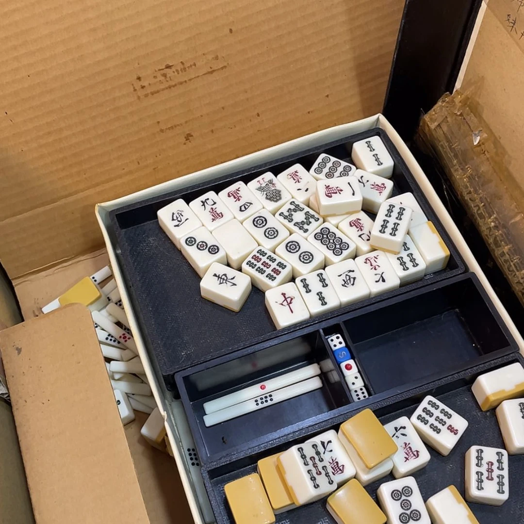 【闪购商品】-微瑕_ 回流物品，不是全新