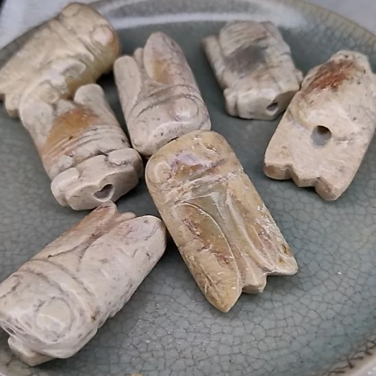 贤***人摆件开片瓷器瓷片摆件