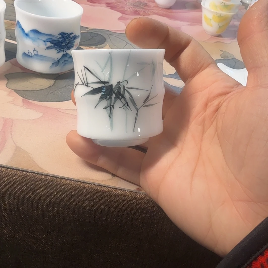 陶摆件手绘竹子小杯一个