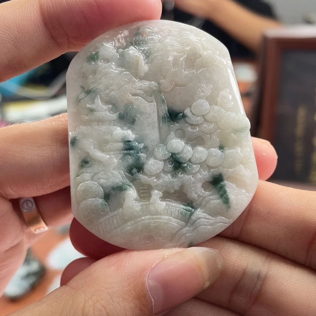 翡翠未镶嵌颈饰翡翠