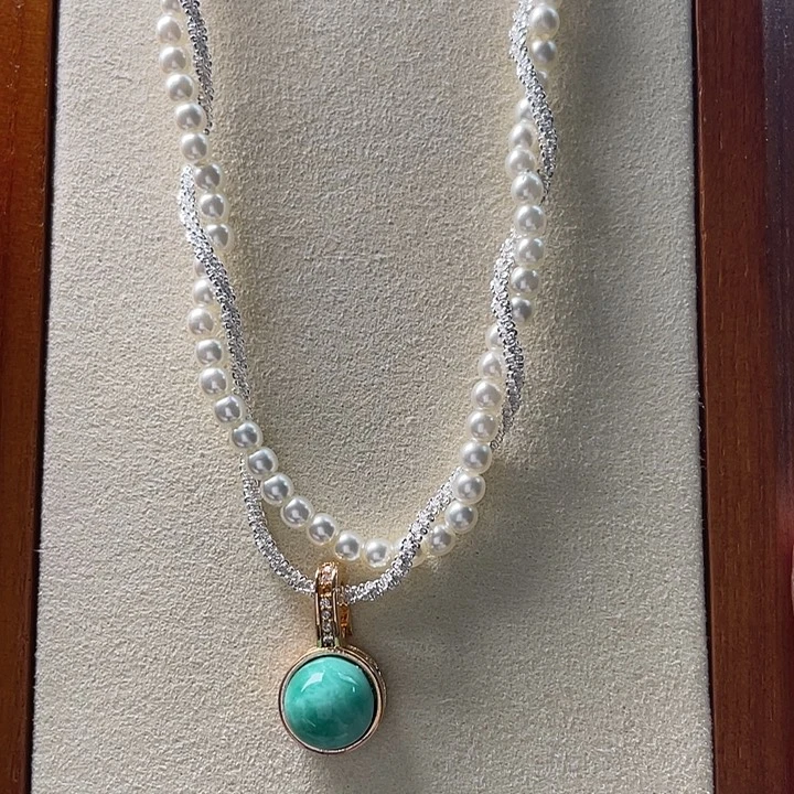 吴***网绿松石未镶嵌项链