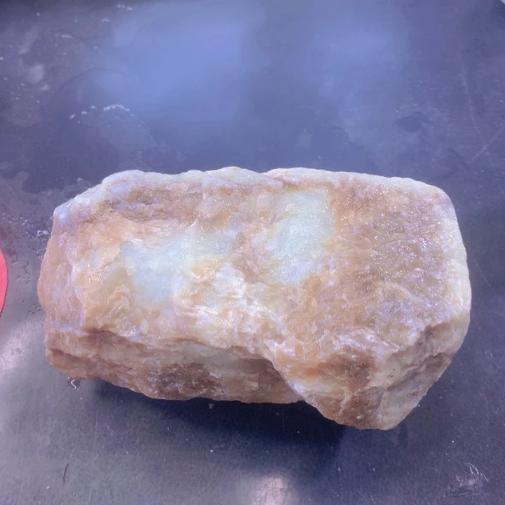 刘***裕未镶嵌和田玉(糖玉)珠宝奇石
