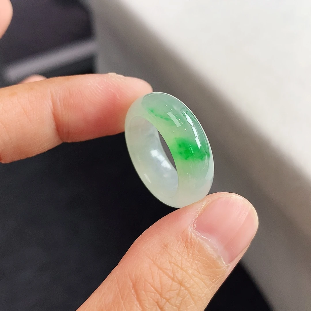 翡翠未镶嵌戒指12号