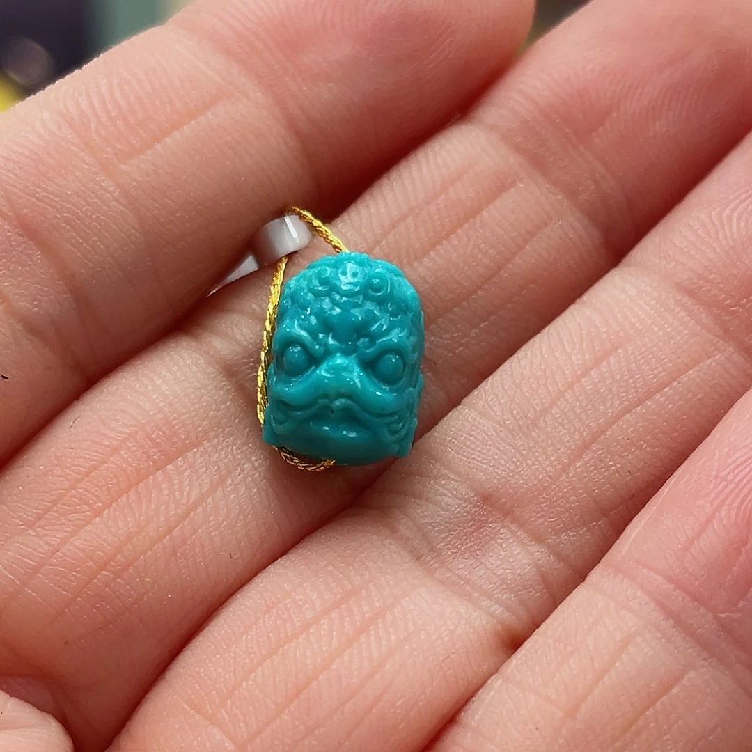 绿松石颈饰未镶嵌