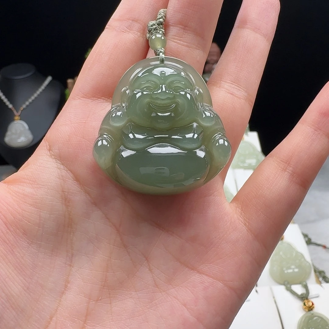 用***1和田玉未镶嵌颈饰