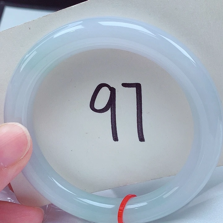 翡翠未镶嵌手镯翡翠