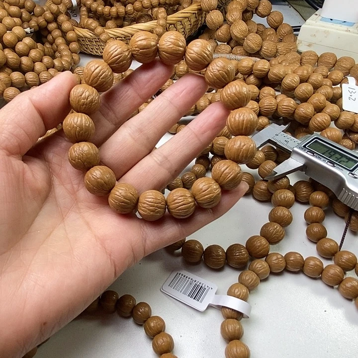 吊坠猴头核桃聚宝盆