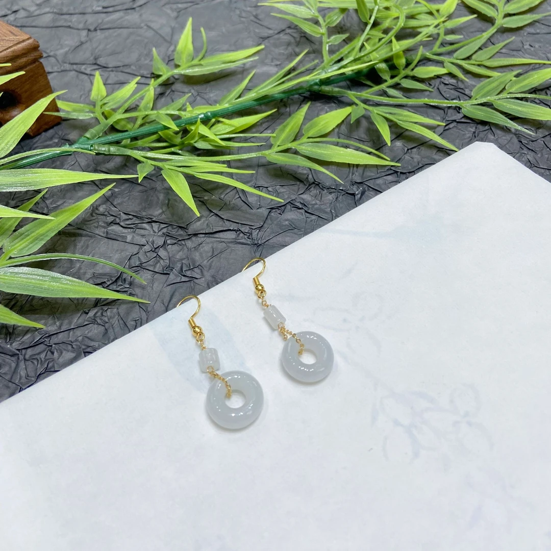 天然缅甸翡翠A货牛奶底平安扣耳坠路路通国风在线多样性发货
