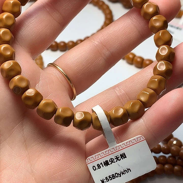 白***i吊坠橄榄核核尖无相